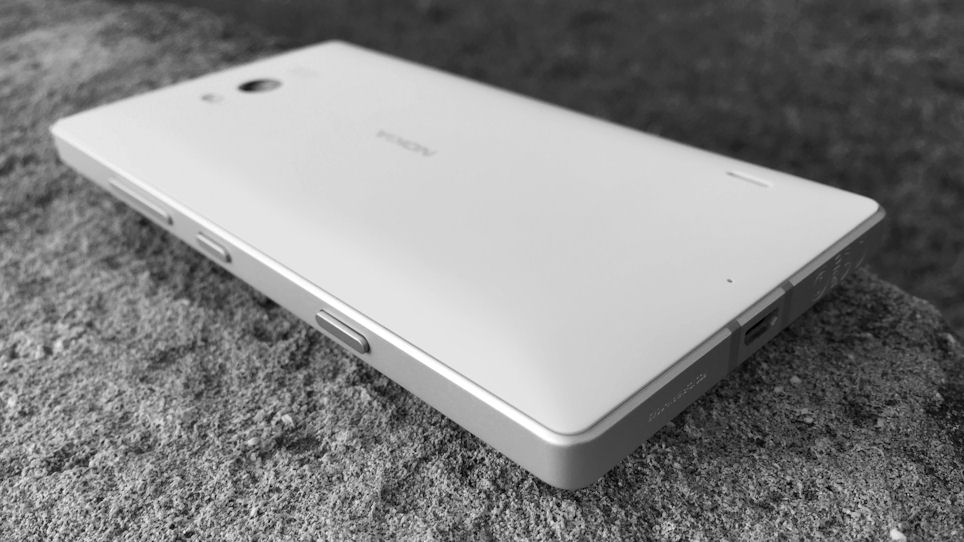 lumia-930-fullwidth